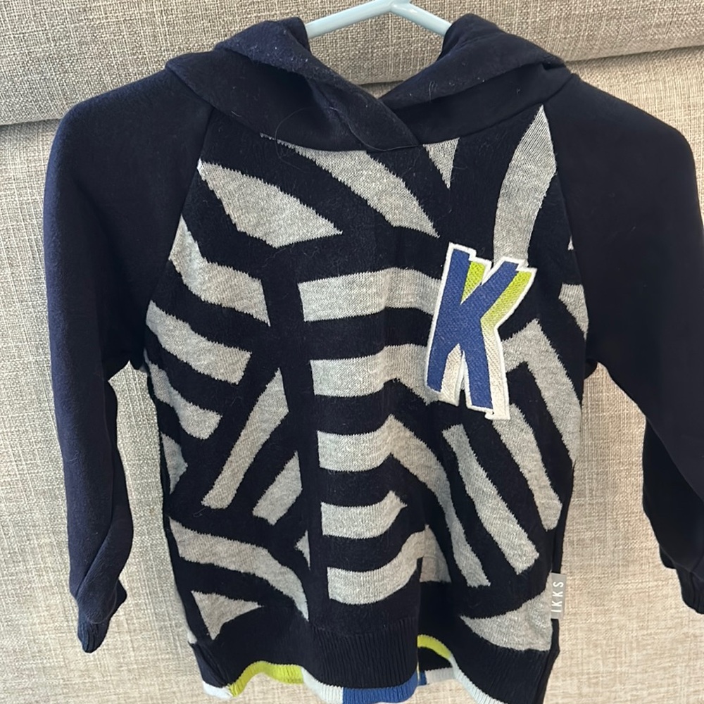 IKKS boys sweatshirt size 2T 86cm.